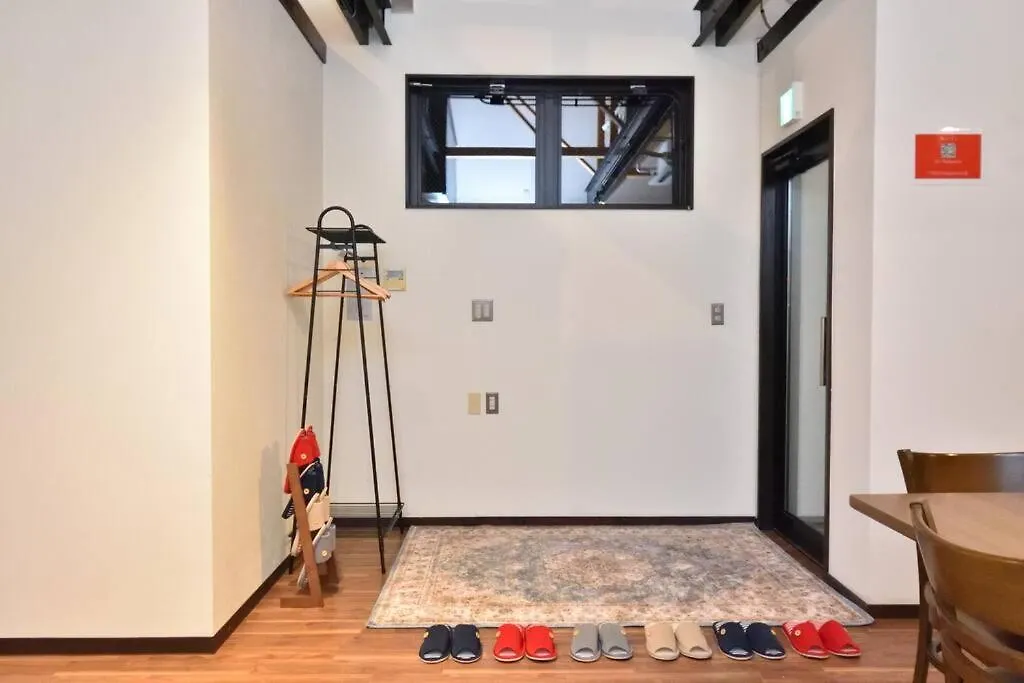 Holiday home 最大10名 観光地まで徒歩5分 無料駐車場付き 函館駅車で5分 好アクセスred Penta Villa Hakodate Japan