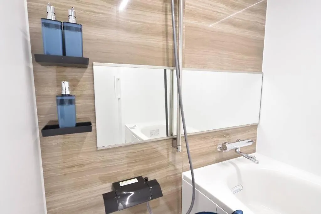 Holiday home 最大10名 観光地まで徒歩5分 無料駐車場付き 函館駅車で5分 好アクセスred Penta Villa Hakodate
